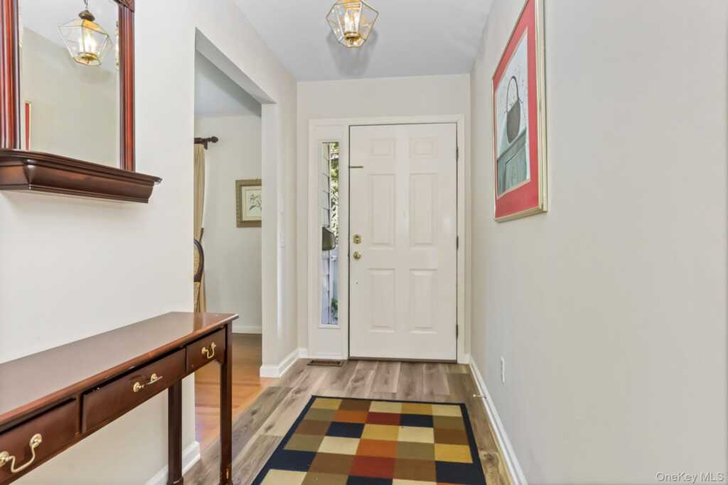 53 Linden Street, Rye, NY 10573 - Photo 3 of 46