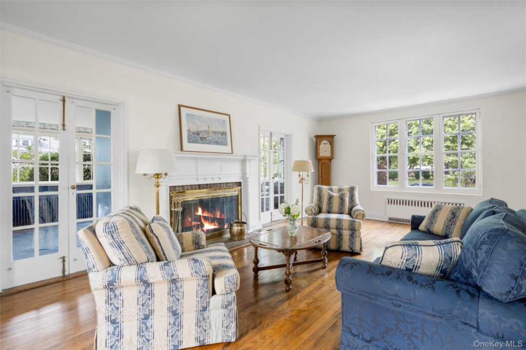 5 Antler Place, New Rochelle, NY 10804 - Photo 10 of 33