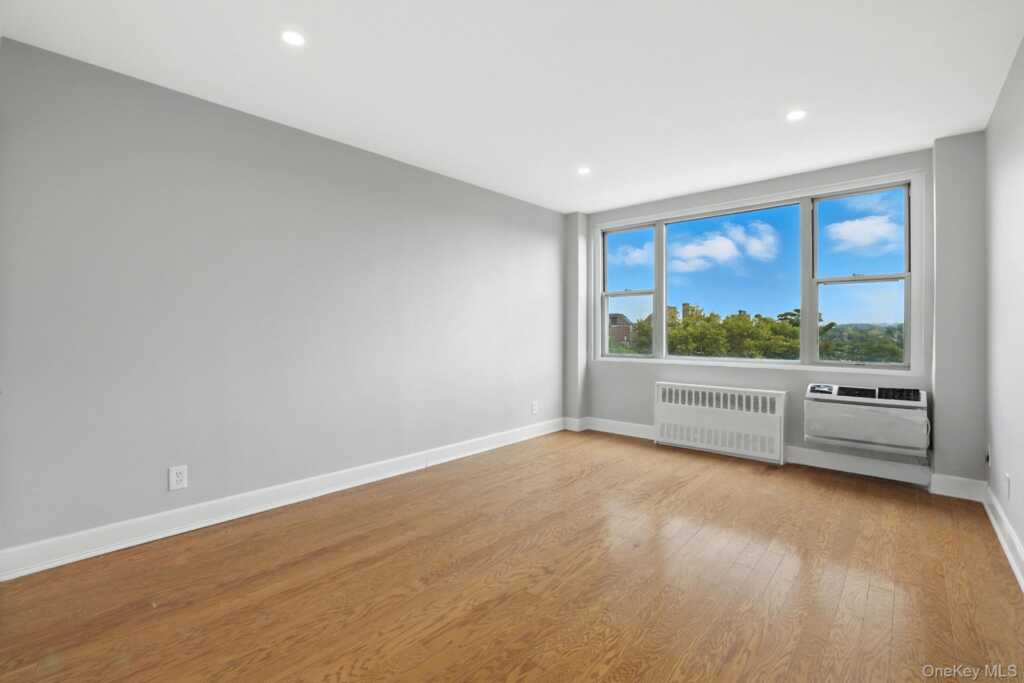 12 Old Mamaroneck Road, Unit #7C, White Plains, NY 10605 - Photo 30 of 46