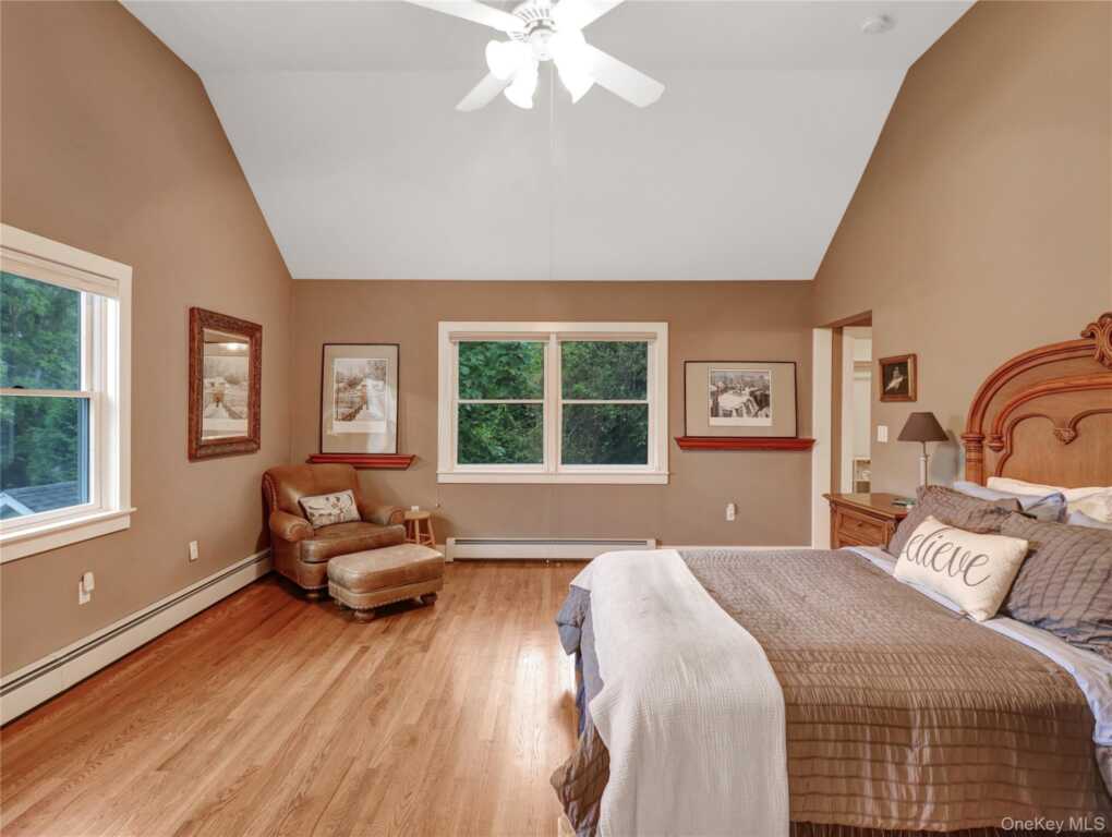183 New Hempstead Road, New City, NY 10956 - Photo 8 of 44