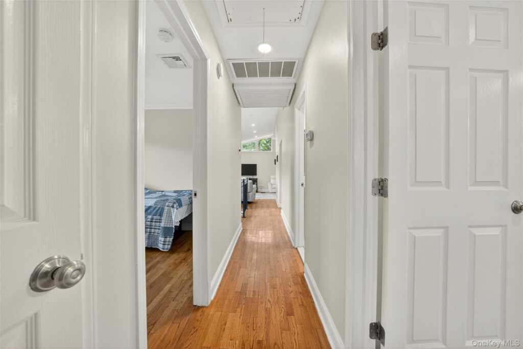 17 John F Kennedy Drive, Stony Point, NY 10980 - Photo 19 of 50