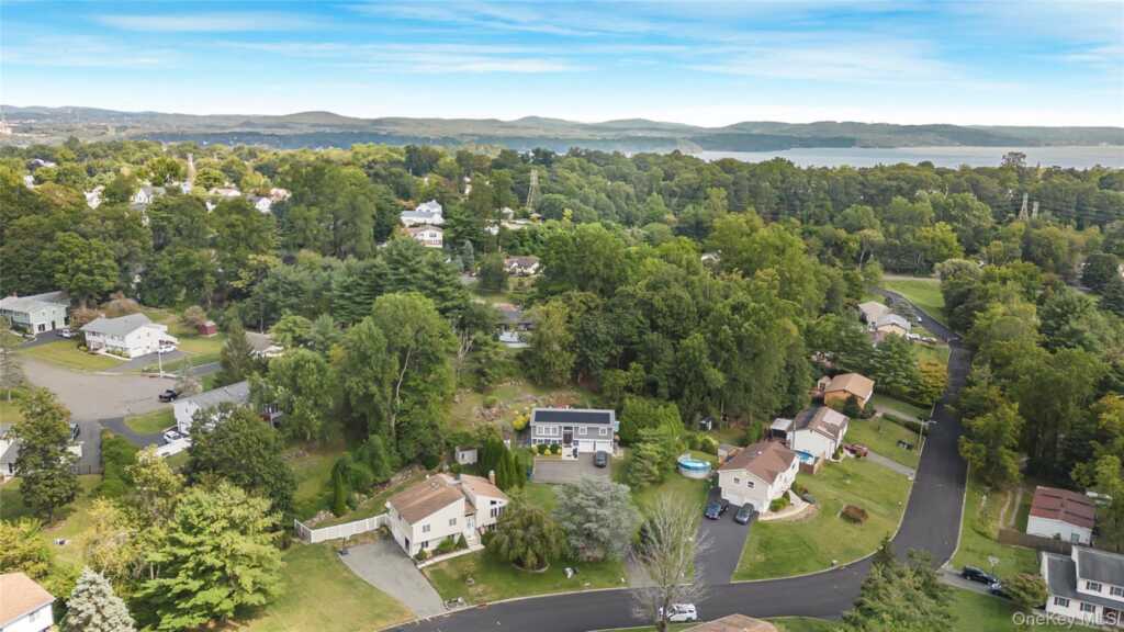 17 John F Kennedy Drive, Stony Point, NY 10980 - Photo 23 of 50