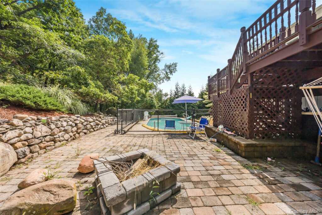 17 John F Kennedy Drive, Stony Point, NY 10980 - Photo 39 of 50
