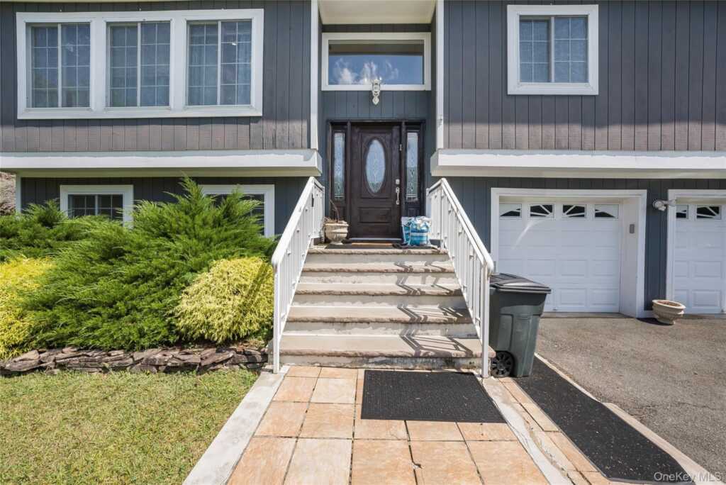 17 John F Kennedy Drive, Stony Point, NY 10980 - Photo 47 of 50