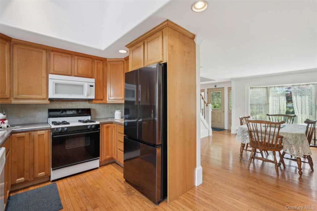 1 Kent Street, New City, NY 10956 - Photo 17 of 50
