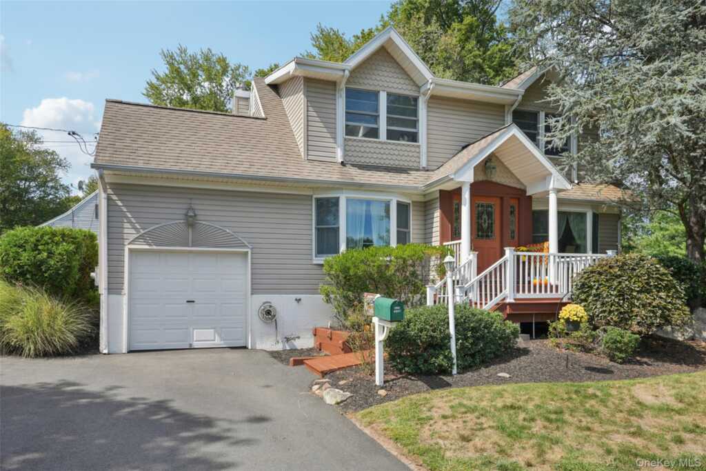 1 Kent Street, New City, NY 10956 - Photo 4 of 50