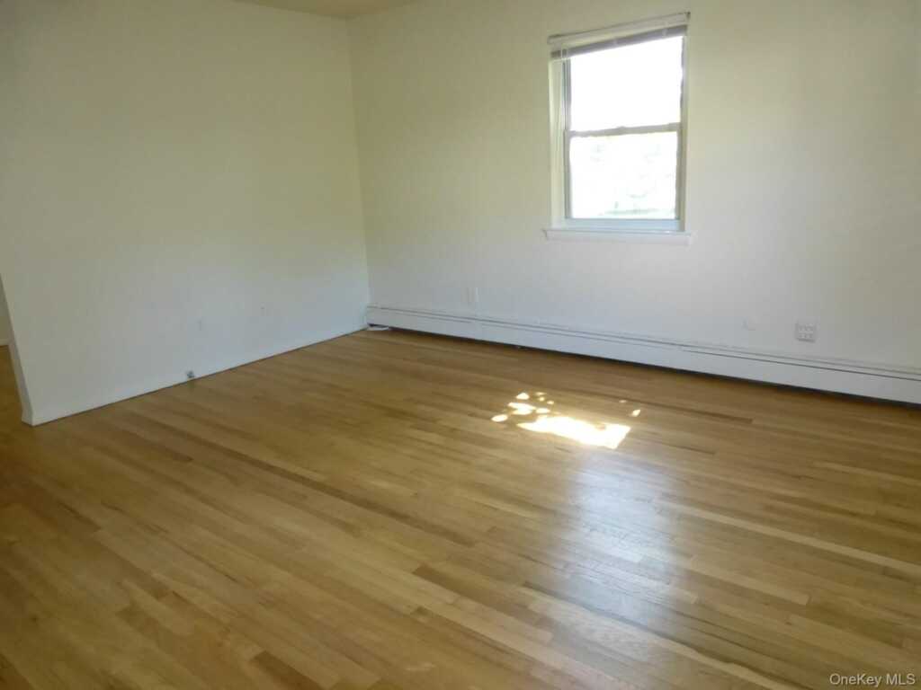 6 Duryea Place, Unit #2C, Nyack, NY 10960 - Photo 3 of 8