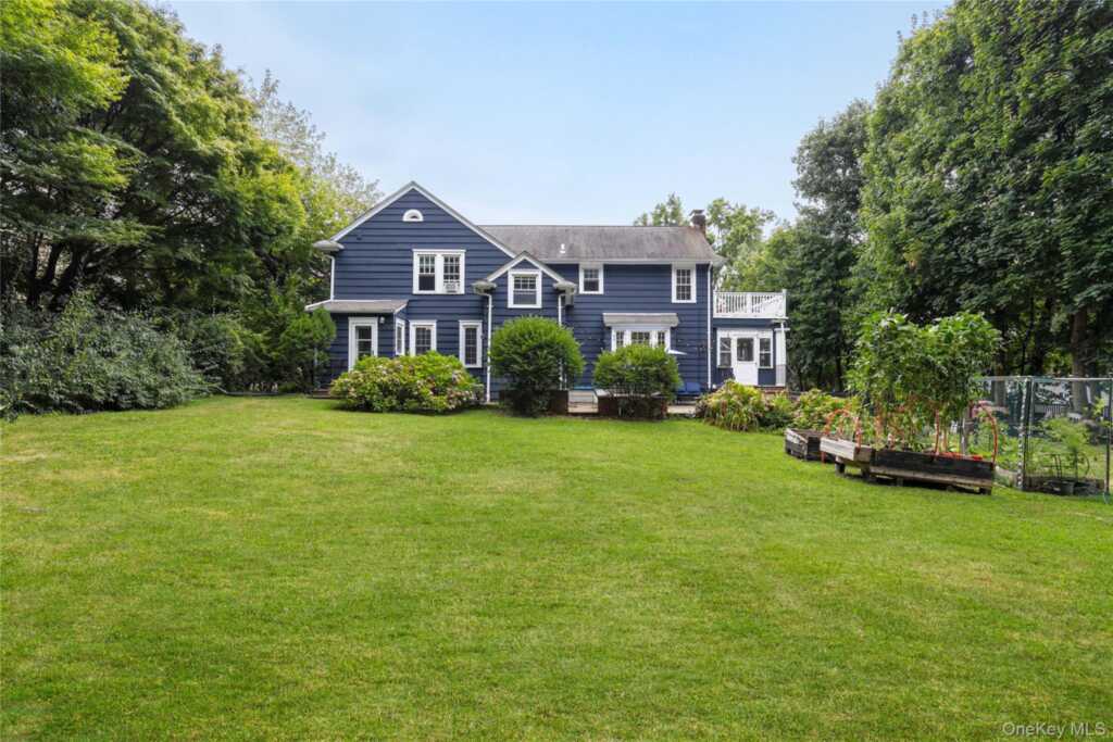 724 Stuart Avenue, Rye, NY 10543 - Photo 27 of 33