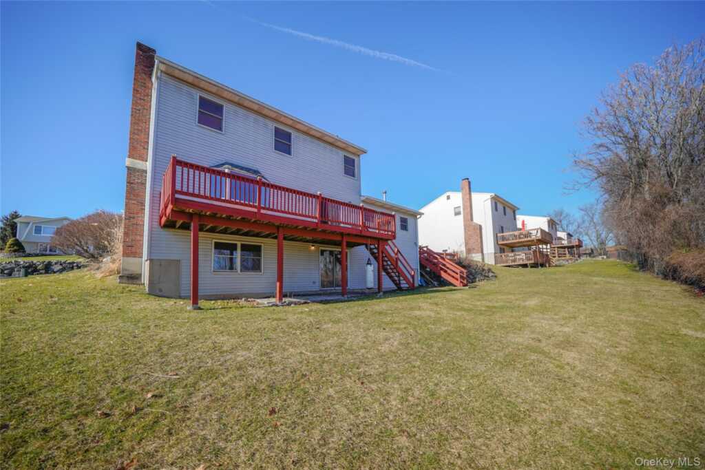 62 Walter Drive, Stony Point, NY 10980 - Photo 11 of 28