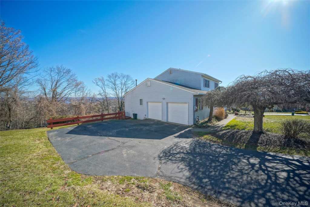 62 Walter Drive, Stony Point, NY 10980 - Photo 23 of 28