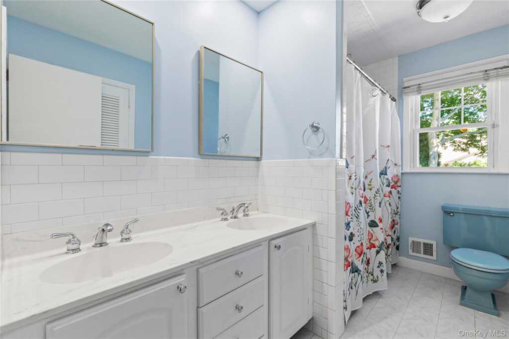 4 Mark Drive, Rye, NY 10573 - Photo 15 of 47