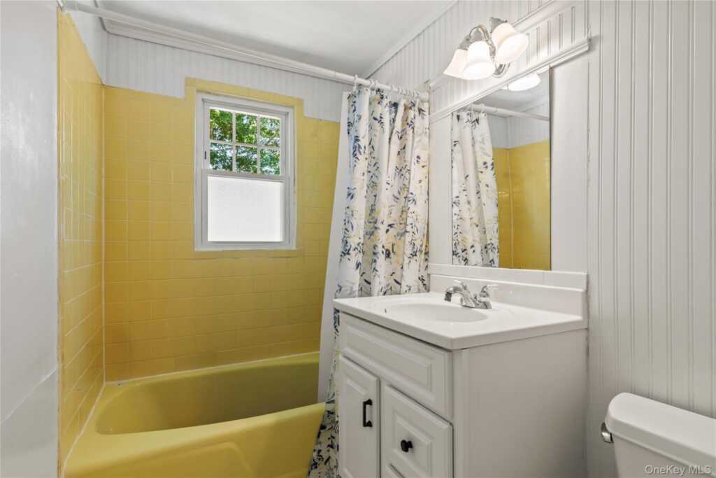 4 Mark Drive, Rye, NY 10573 - Photo 22 of 47