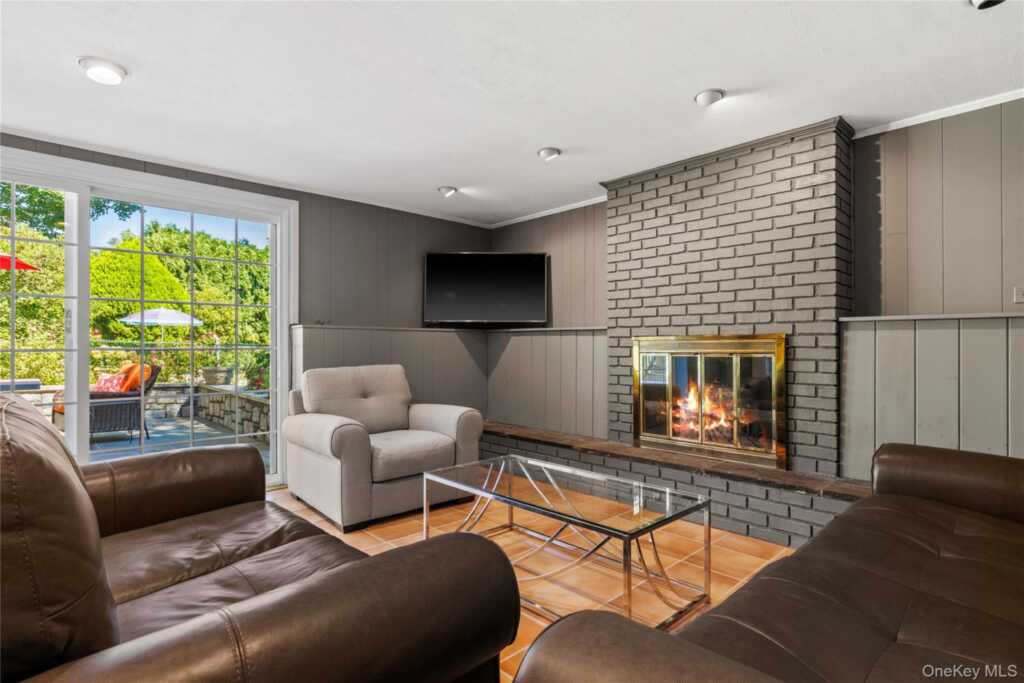 4 Mark Drive, Rye, NY 10573 - Photo 27 of 47