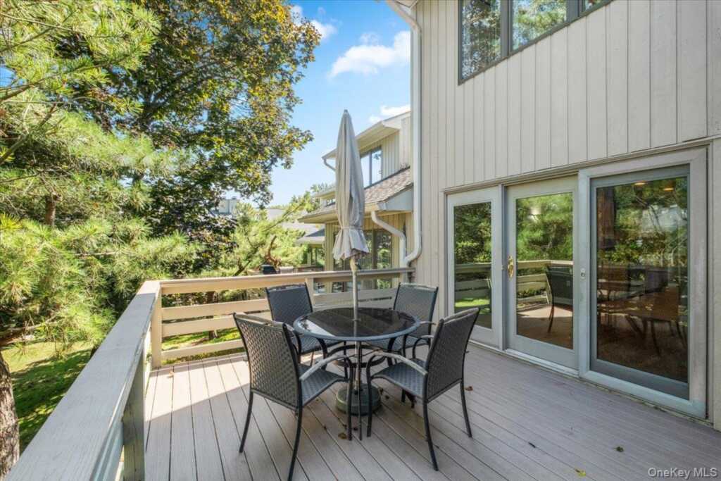 8 Ryewood Farm Drive, Rye, NY 10543 - Photo 24 of 30