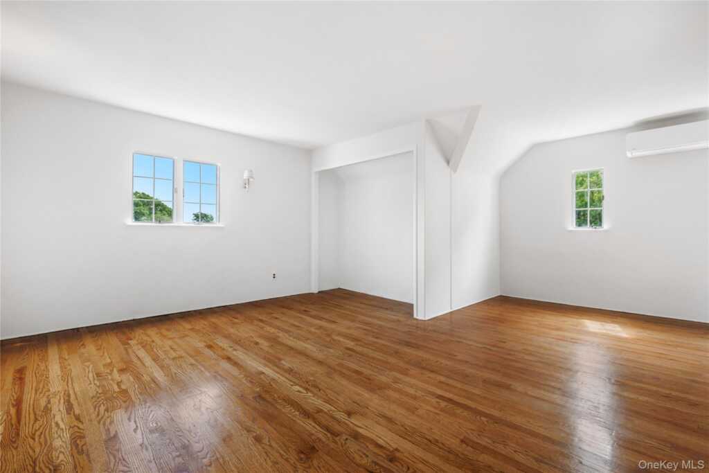 22 Ridge Boulevard, Rye, NY 10573 - Photo 14 of 25