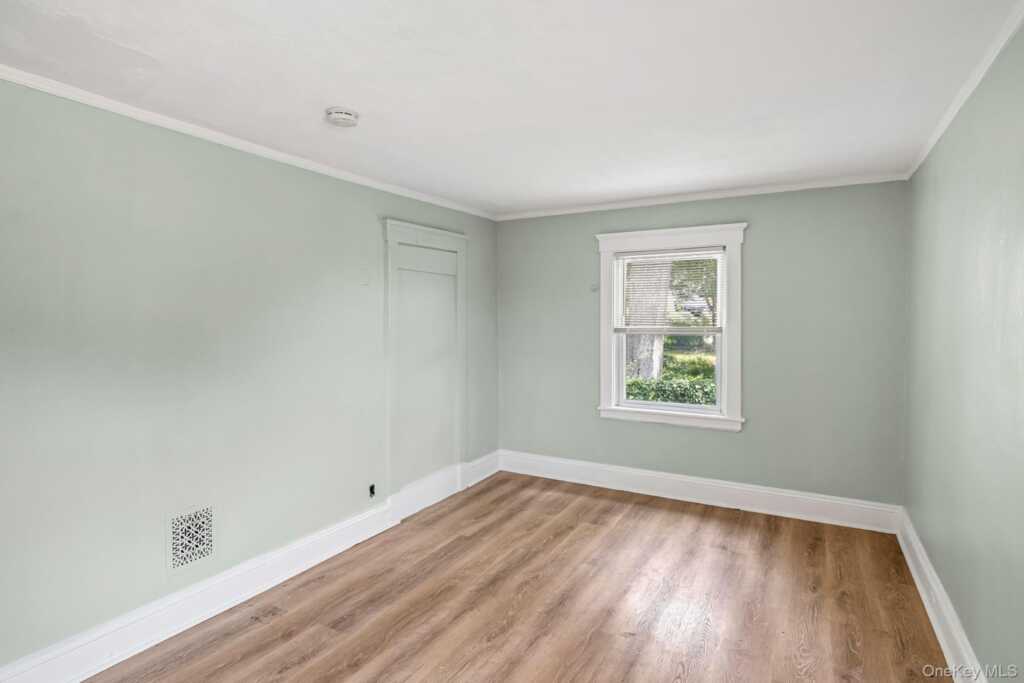 61 Halcyon Terrace, Unit #2, New Rochelle, NY 10801 - Photo 5 of 8