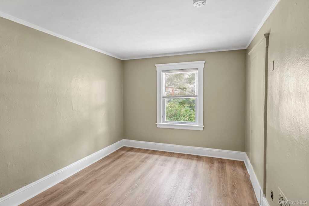 61 Halcyon Terrace, Unit #2, New Rochelle, NY 10801 - Photo 6 of 8