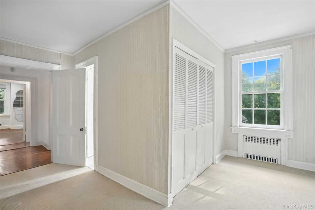 14 Mendota Avenue, Rye, NY 10580 - Photo 15 of 33