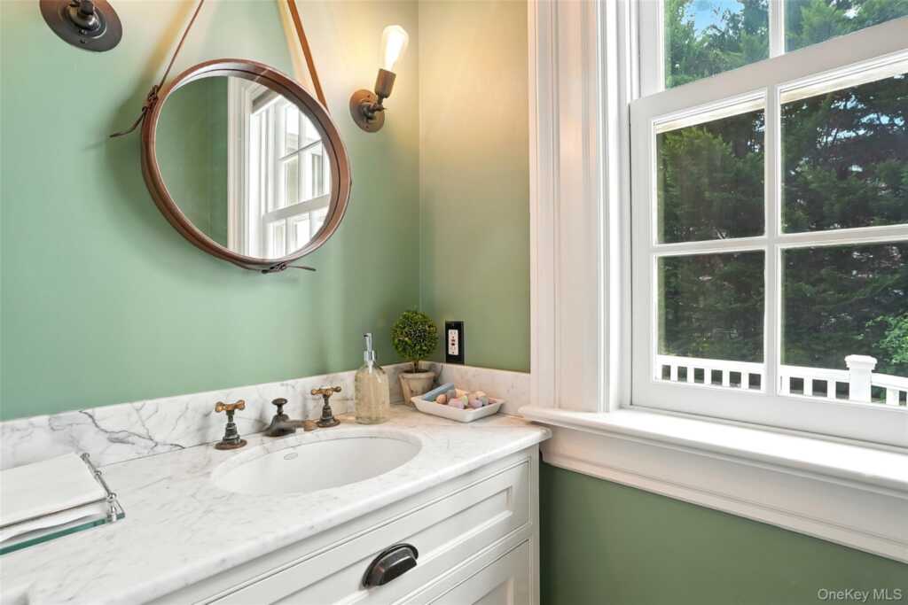 14 Mendota Avenue, Rye, NY 10580 - Photo 23 of 33