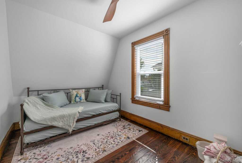 25 Jersey Avenue, Suffern, NY 10901 - Photo 12 of 19