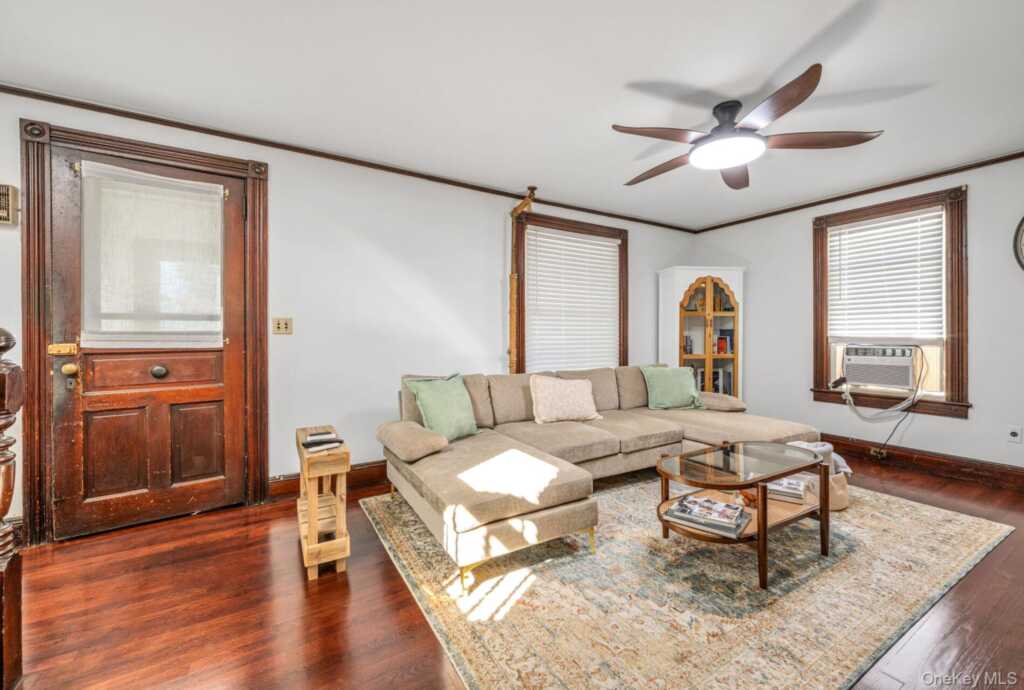 25 Jersey Avenue, Suffern, NY 10901 - Photo 3 of 19