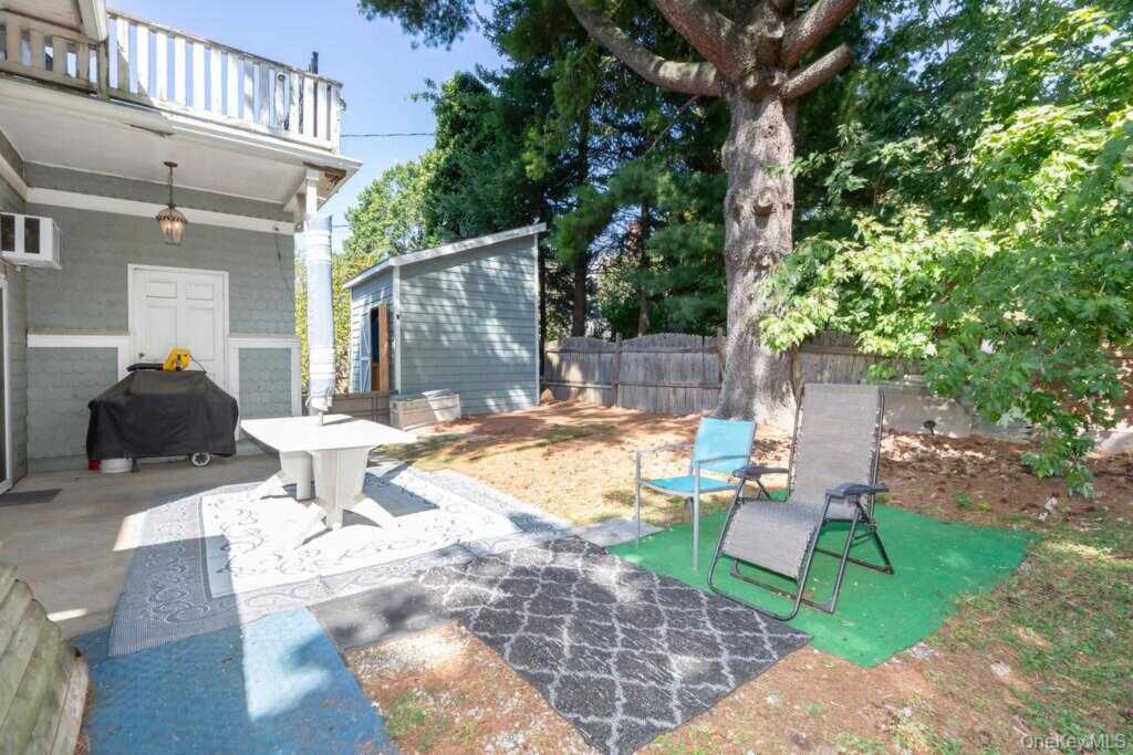 246 Weyman Avenue, New Rochelle, NY 10805 - Photo 21 of 48