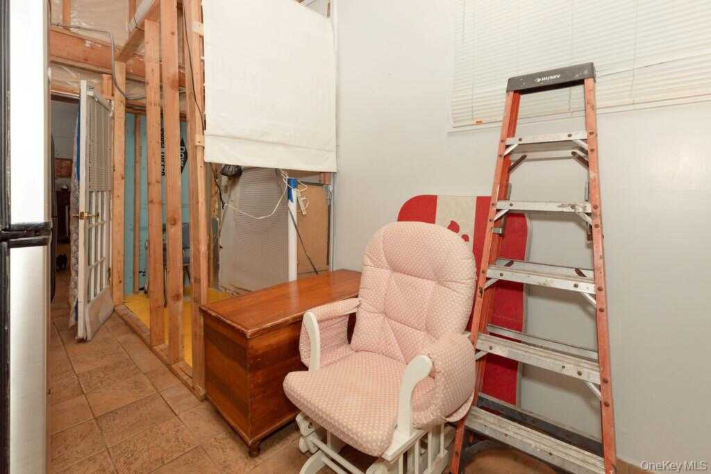 246 Weyman Avenue, New Rochelle, NY 10805 - Photo 24 of 48