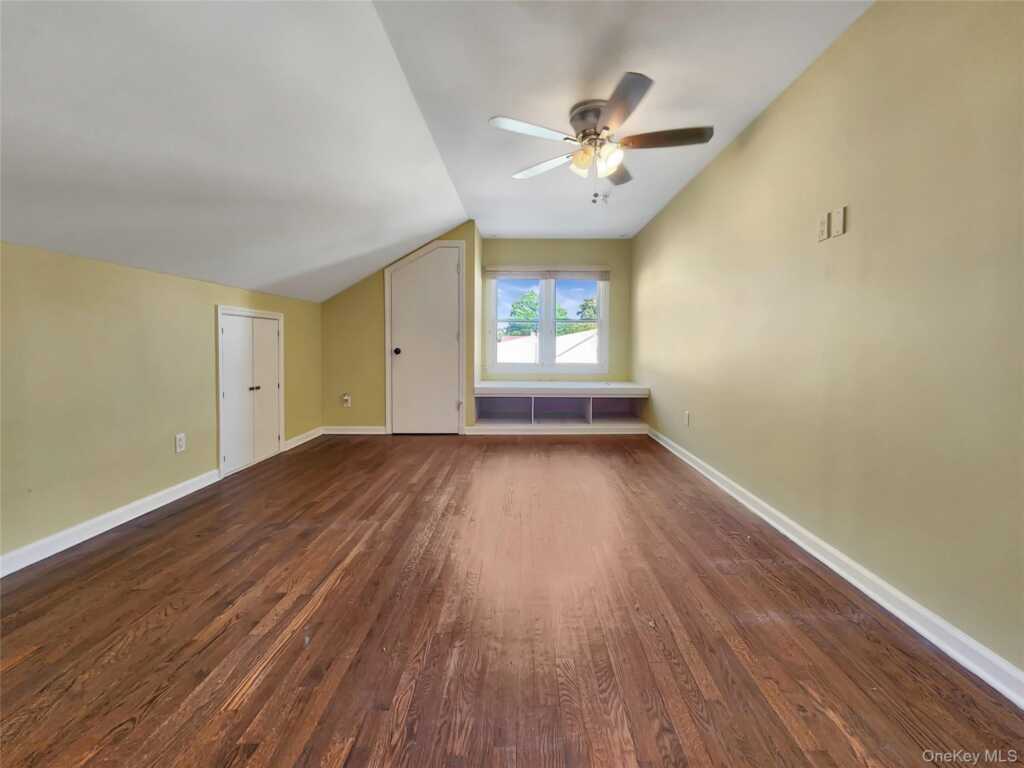 7 Ronalds Avenue, New Rochelle, NY 10801 - Photo 8 of 14