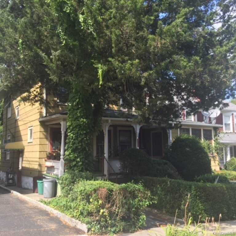 121 Coligni Avenue, New Rochelle, NY 10801 - Photo 13 of 14