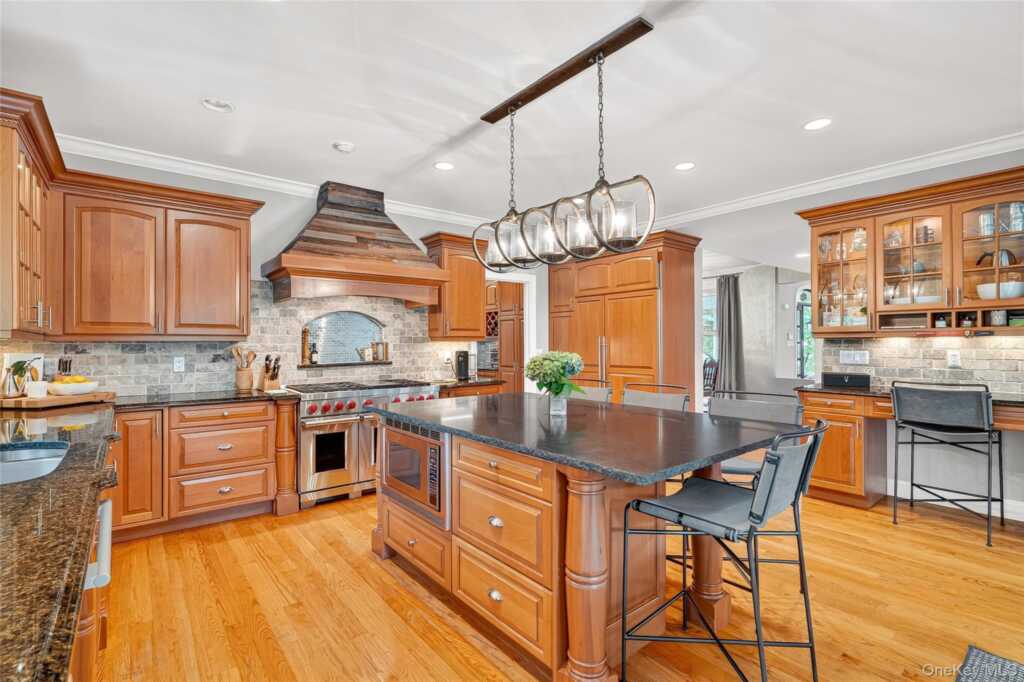6 Gooler Court, Stony Point, NY 10980 - Photo 10 of 50