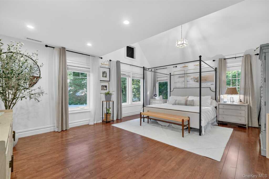 717 Westchester Avenue, Rye, NY 10573 - Photo 15 of 35