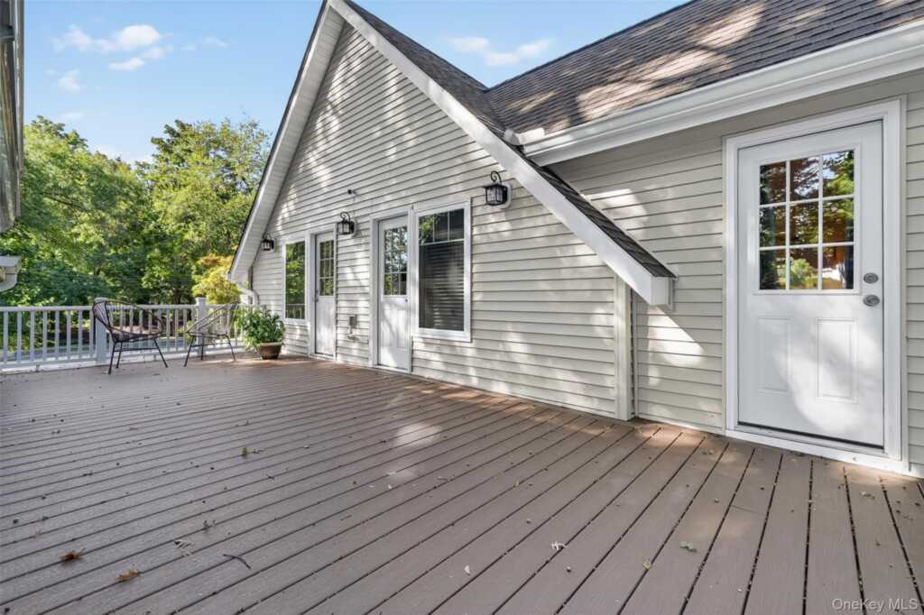 717 Westchester Avenue, Rye, NY 10573 - Photo 28 of 35