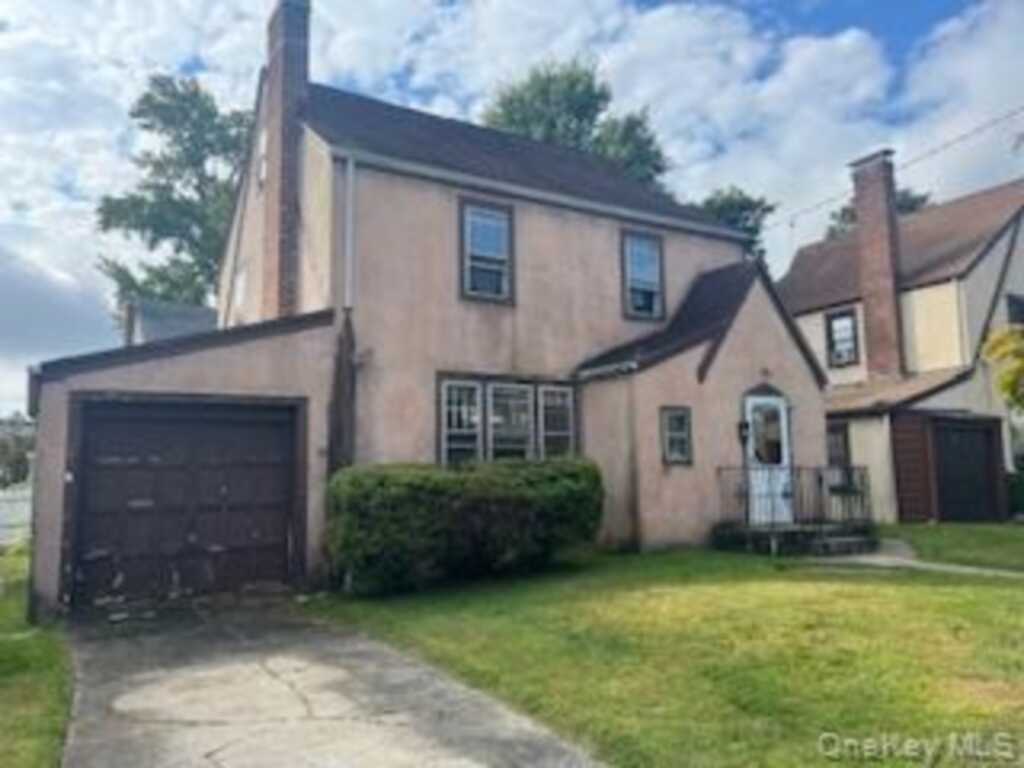 79 Robert Avenue, Rye, NY 10573