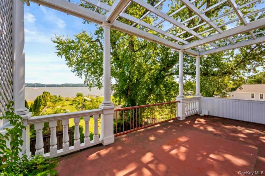 563 Piermont Avenue, Piermont, NY 10968 - Photo 13 of 29