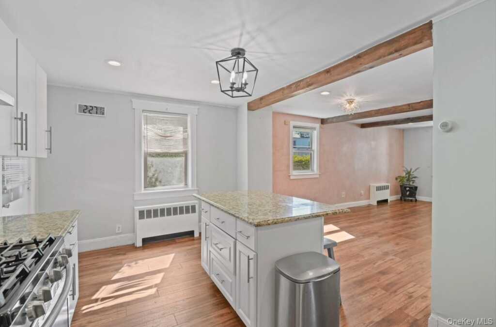 17 Edgar Place, Rye, NY 10573 - Photo 8 of 18