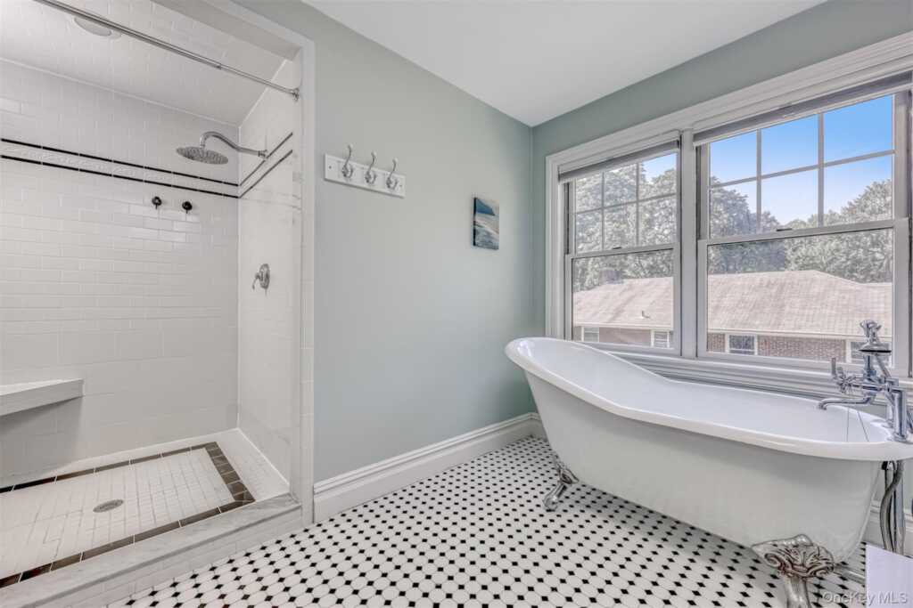 5 Lake Road, Suffern, NY 10901 - Photo 10 of 18