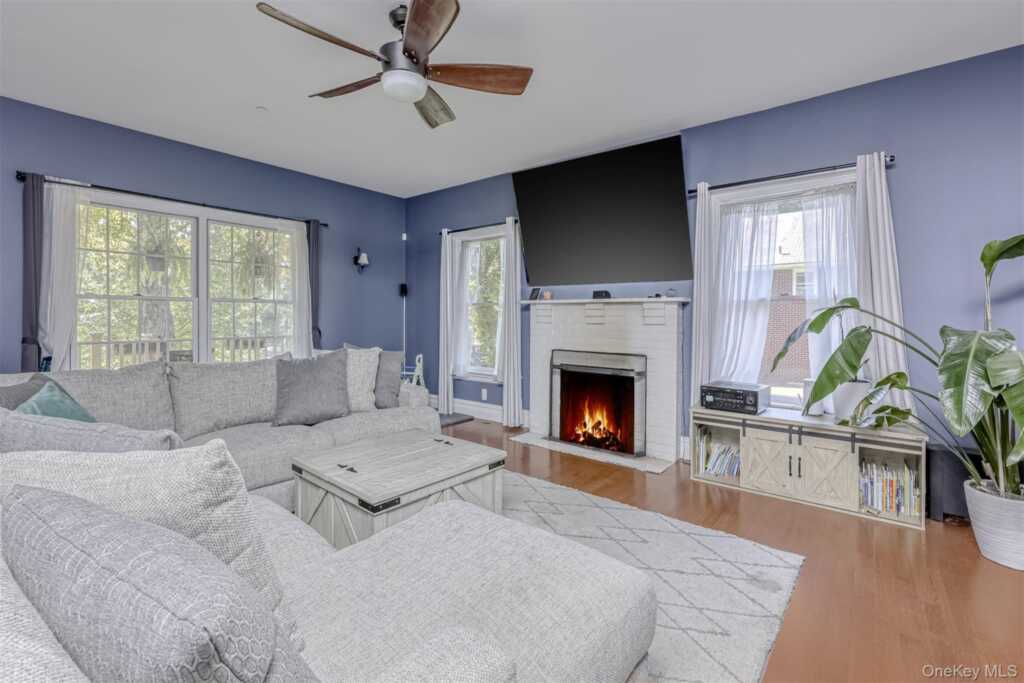 5 Lake Road, Suffern, NY 10901 - Photo 3 of 18