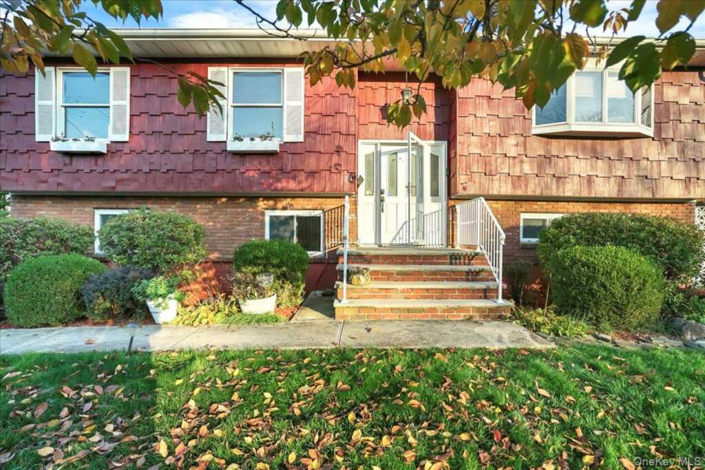 24 Govan Drive, Stony Point, NY 10980