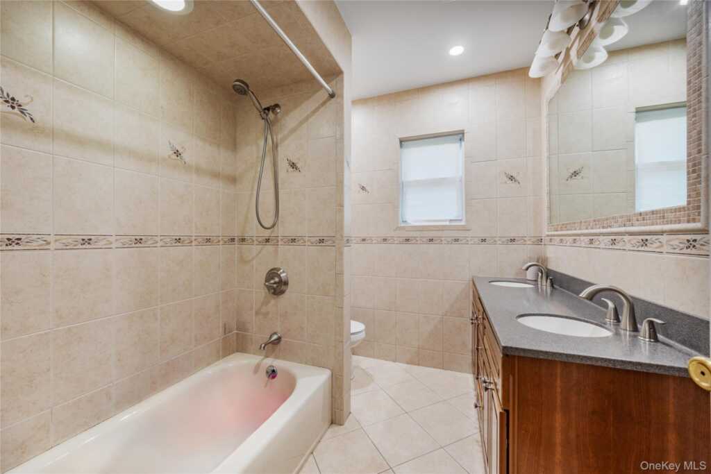 4 Dalewood Drive, Suffern, NY 10901 - Photo 12 of 23