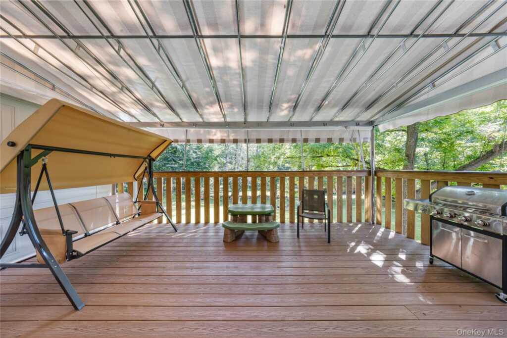 4 Dalewood Drive, Suffern, NY 10901 - Photo 17 of 23