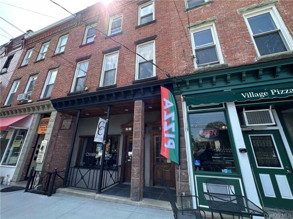 66 Broadway, Unit #2R, Nyack, NY 10960