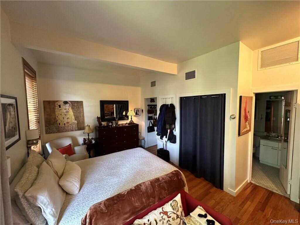 66 Broadway, Unit #2R, Nyack, NY 10960 - Photo 7 of 15