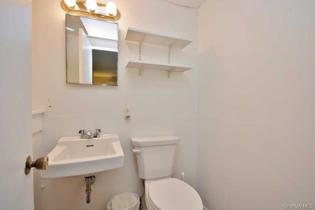 277 Old Route 304, New City, NY 10956 - Photo 30 of 43