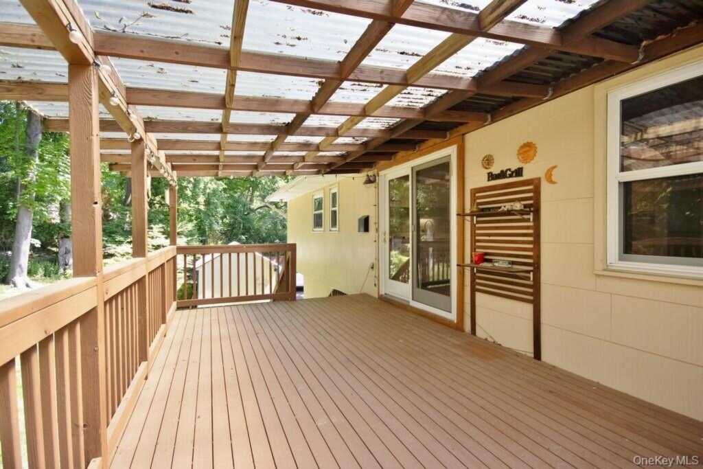 277 Old Route 304, New City, NY 10956 - Photo 34 of 43