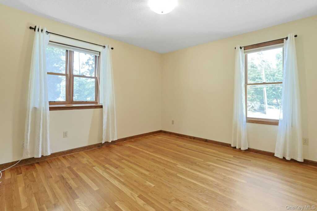 99 New Hempstead Road, New City, NY 10956 - Photo 26 of 35