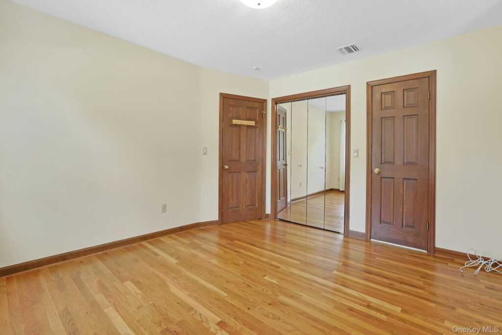 99 New Hempstead Road, New City, NY 10956 - Photo 27 of 35