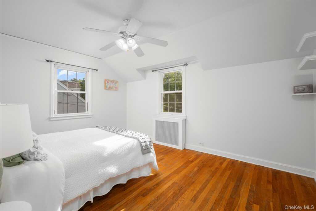 87 Interlaken Avenue, New Rochelle, NY 10801 - Photo 15 of 23