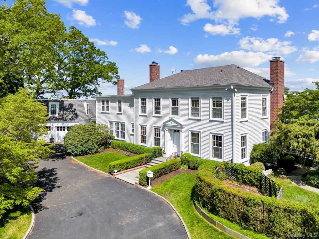 13 Kirby Lane, Rye, NY 10580 - Photo 3 of 34