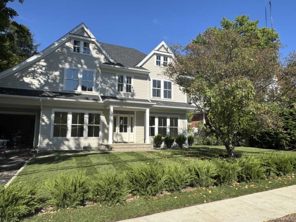 76 Glen Oaks Drive, Rye, NY 10580
