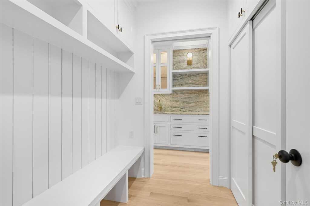 76 Glen Oaks Drive, Rye, NY 10580 - Photo 12 of 30